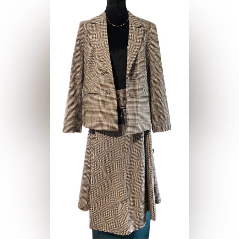 Worthington Women’s Plaid Business Suit (set) Size Large | Never Worn with Tag